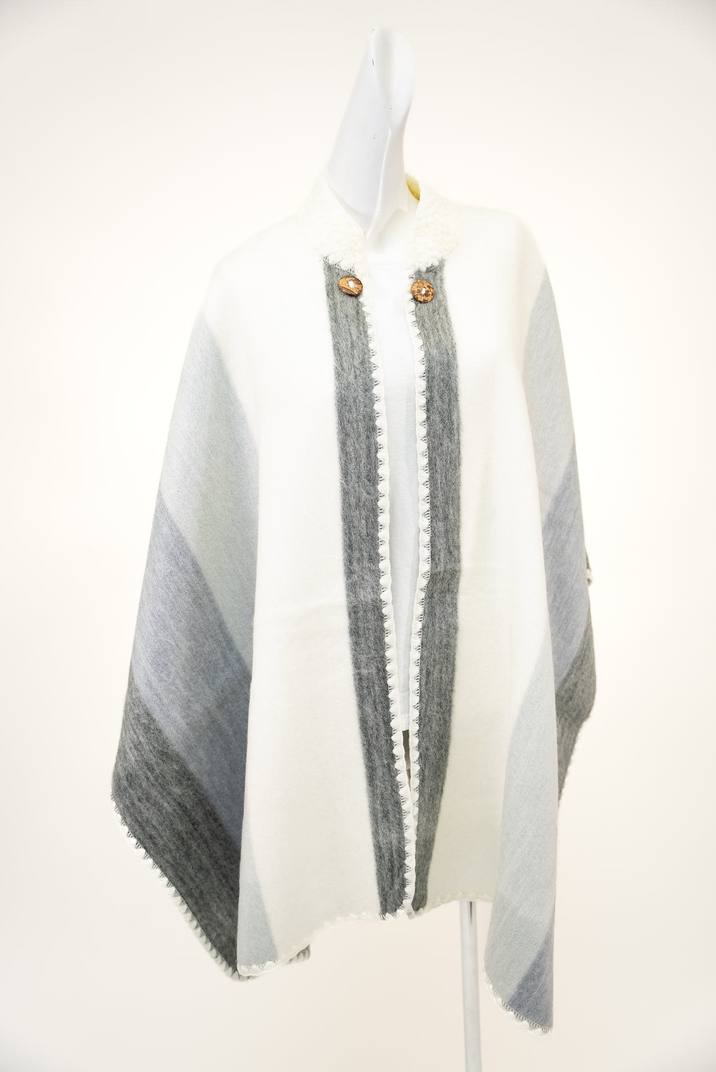 Poncho Once/11